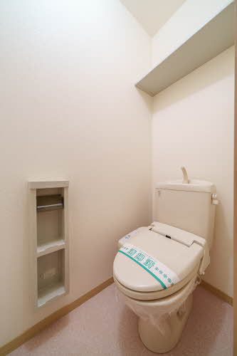 シャーメゾン・葵 202号-9