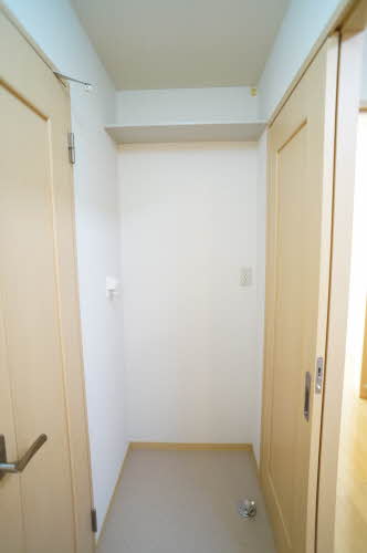 元町参番館 102号-9