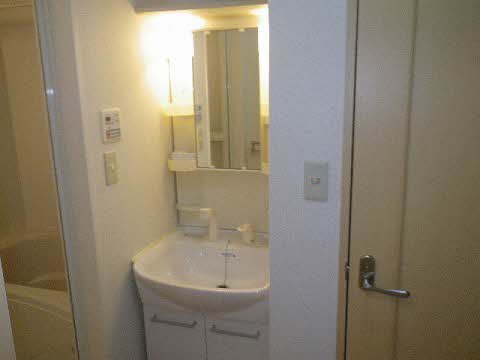 元町参番館 103号-4