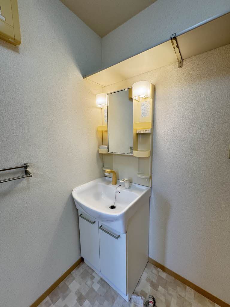 ピュアタウンＦ 202号-7