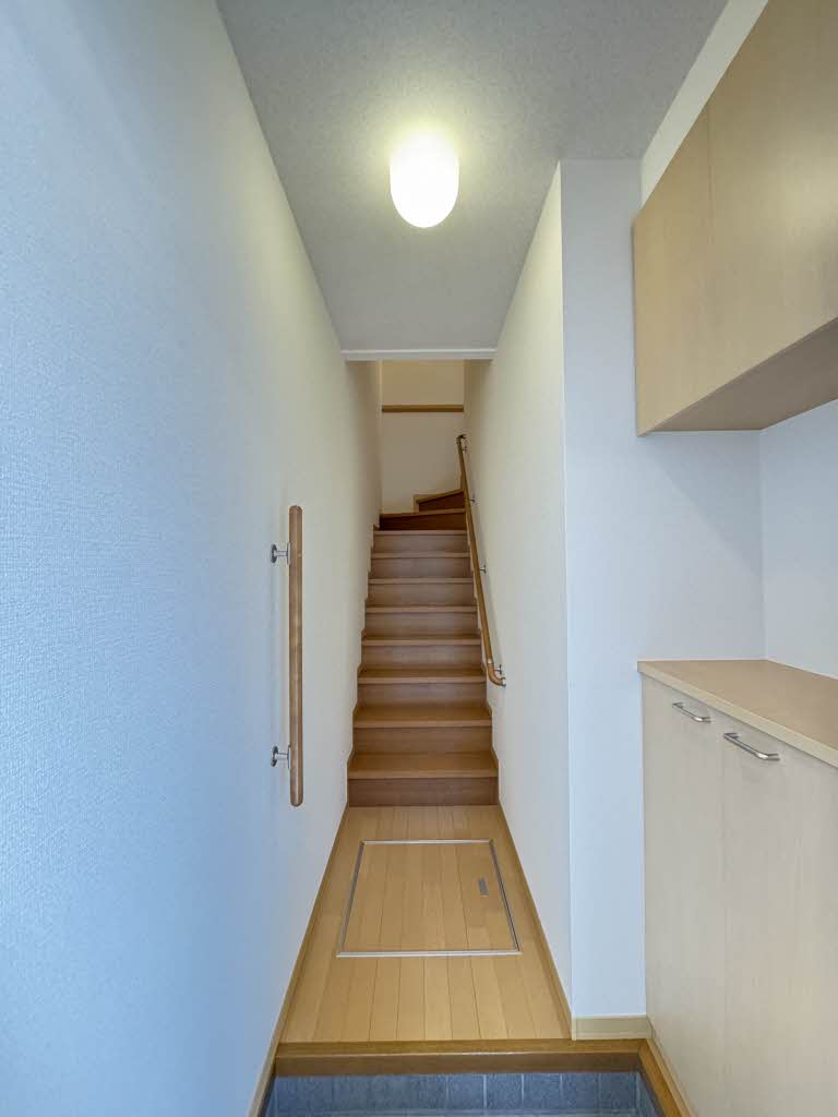 ピュアタウンＦ 202号-8