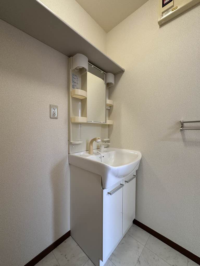 ディアス青葉・Ⅱ 101号-7