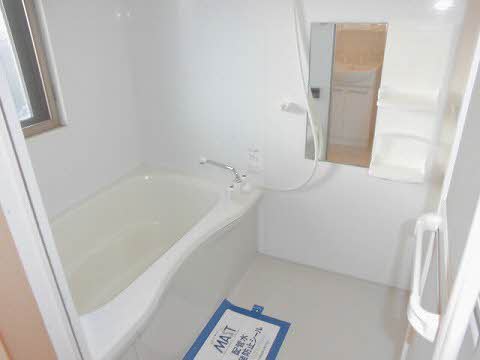 ファミーユ　さつき 205号-4