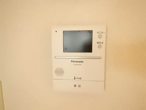 ファミーユ　さつき 302号-11