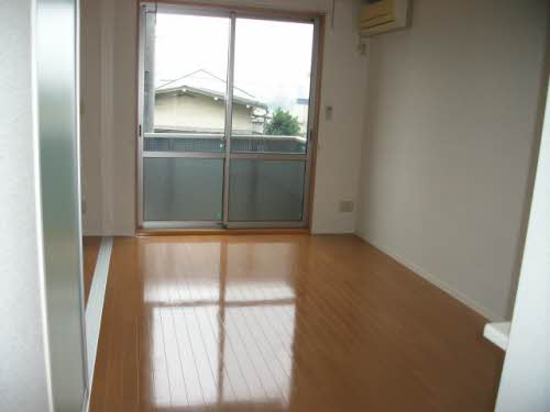 シャーメゾン川内 101号-11