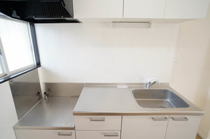 クリスタルガ－デン 102号-4