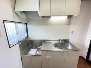 メゾンフレグランス 203号-4