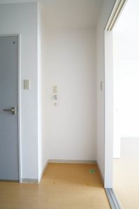 カーリンハウス 201号-12