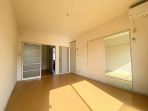 ディアスファミーユ D 202号-3