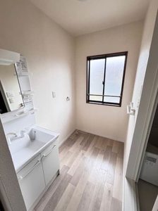 フローラ小倉寺 202号-7