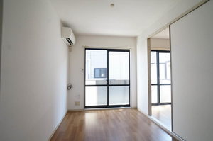 ウッディ・アベニュー 101号-2