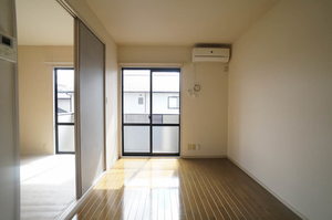 グランディス笹谷　Ｅ 201号-2