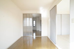 グランディス笹谷　Ｅ 201号-3