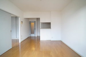 エターナルタウン C 103号-3