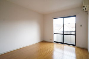 エターナルタウン D 201号-2