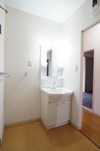 エターナルタウン D 201号-8