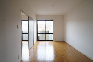 エターナルタウン D 201号-9