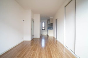 エミネンス　Ｃ 102号-3