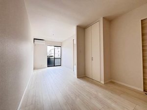 グリーンフィールド成出　Ｇ 102号-1