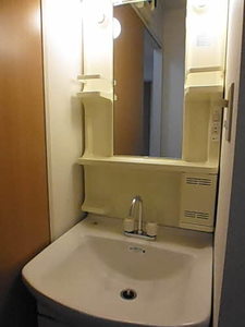 アークタウン舟山 A 202号-4