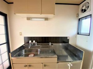 コ－ポ３３ 101号-4