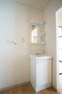 サンハイツ渡利 201号-9