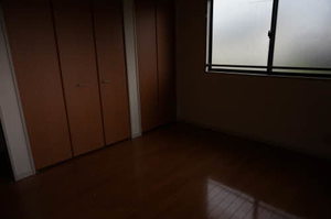 ファミーユ 202号-8