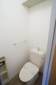 ヴィラ・クラシオンA 102号-6