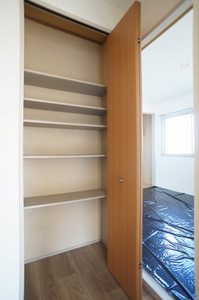 ヴィラ・クラシオンA 102号-11