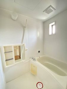 ヴィラ・クラシオンB 201号-4