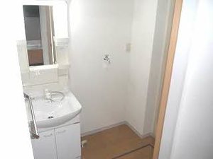 パインハウス 202号-8