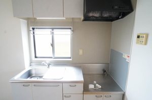 メゾン・ド・ガ-デン 102号-4