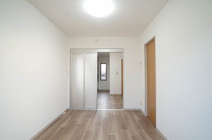 ハッピープレイス　Ｃ 203号-3