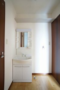 サンプレーヌ 201号-8