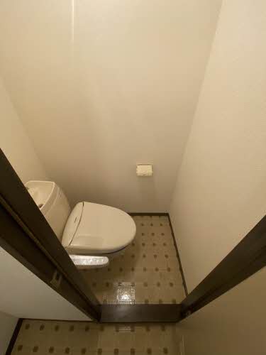 クリスタルガ－デン 101号-4