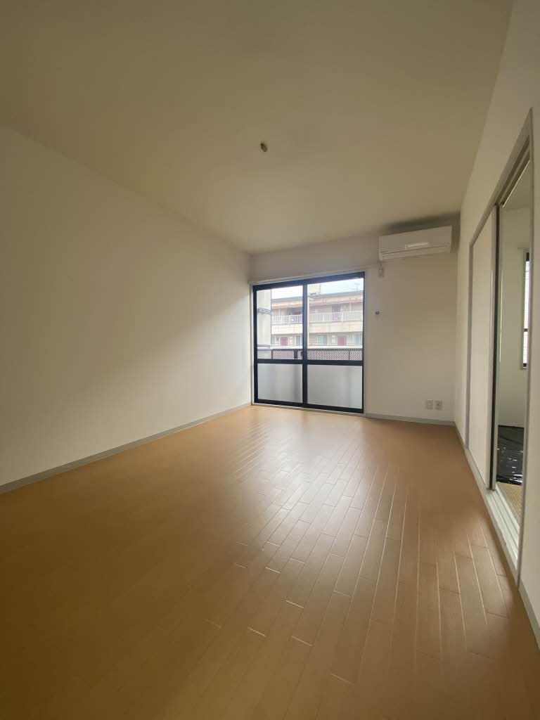 ディアスファミーユ B 202号-2