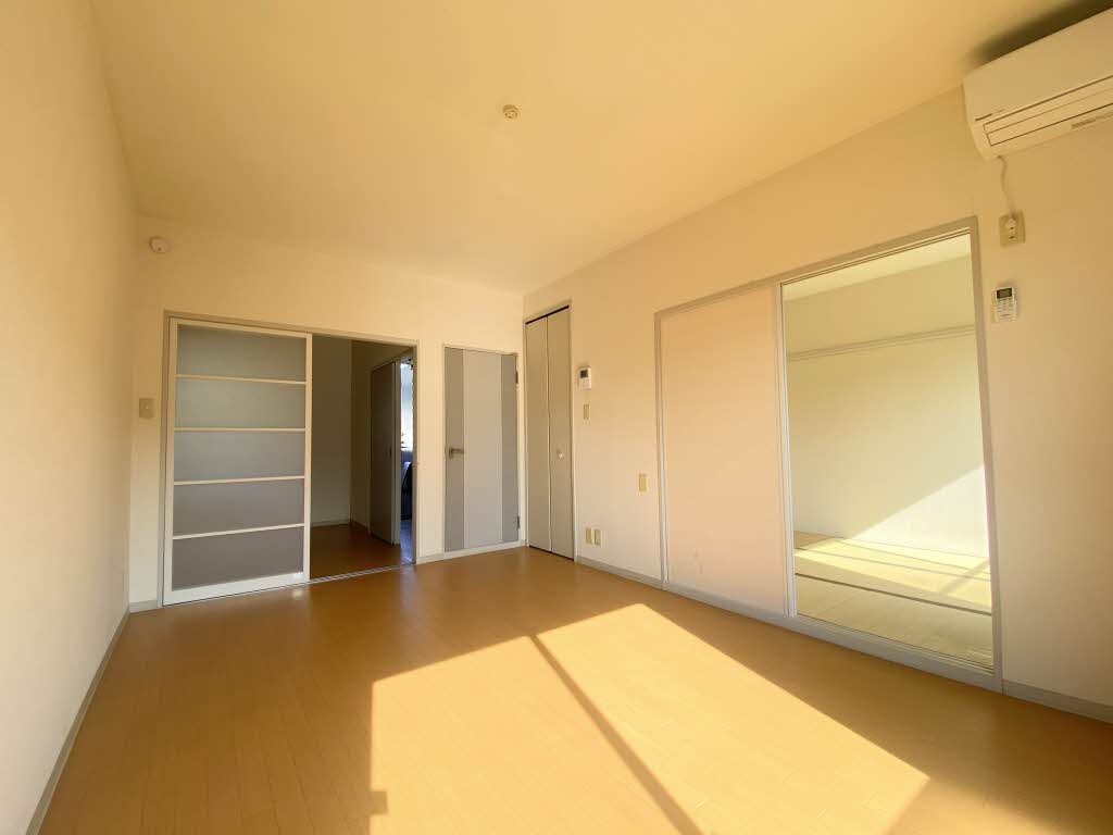 ディアスファミーユ D 202号-3