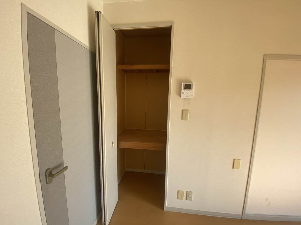 ディアスファミーユ D 202号-13