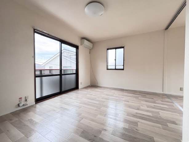 フローラ小倉寺 202号-2