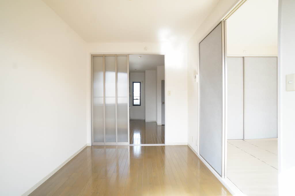 グランディス笹谷　Ｅ 201号-3