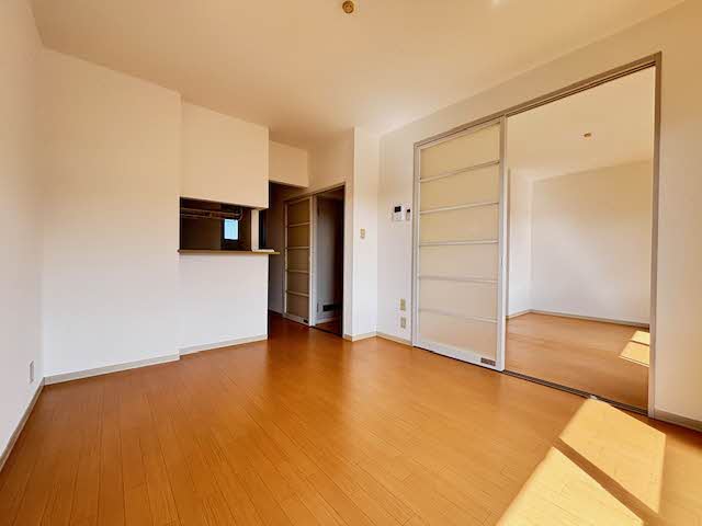 エターナルタウン A 202号-3