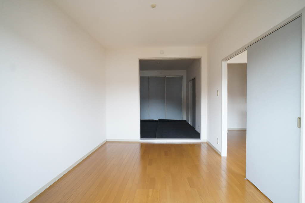 エターナルタウン D 201号-10