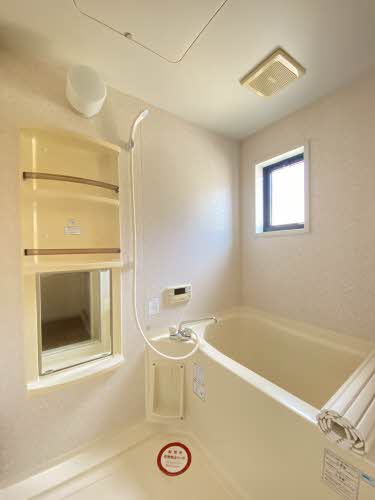 ニューエステート笹谷 C 103号-4