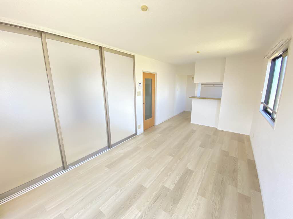 ファミールＭ・Ｋ－Ｅ 202号-3