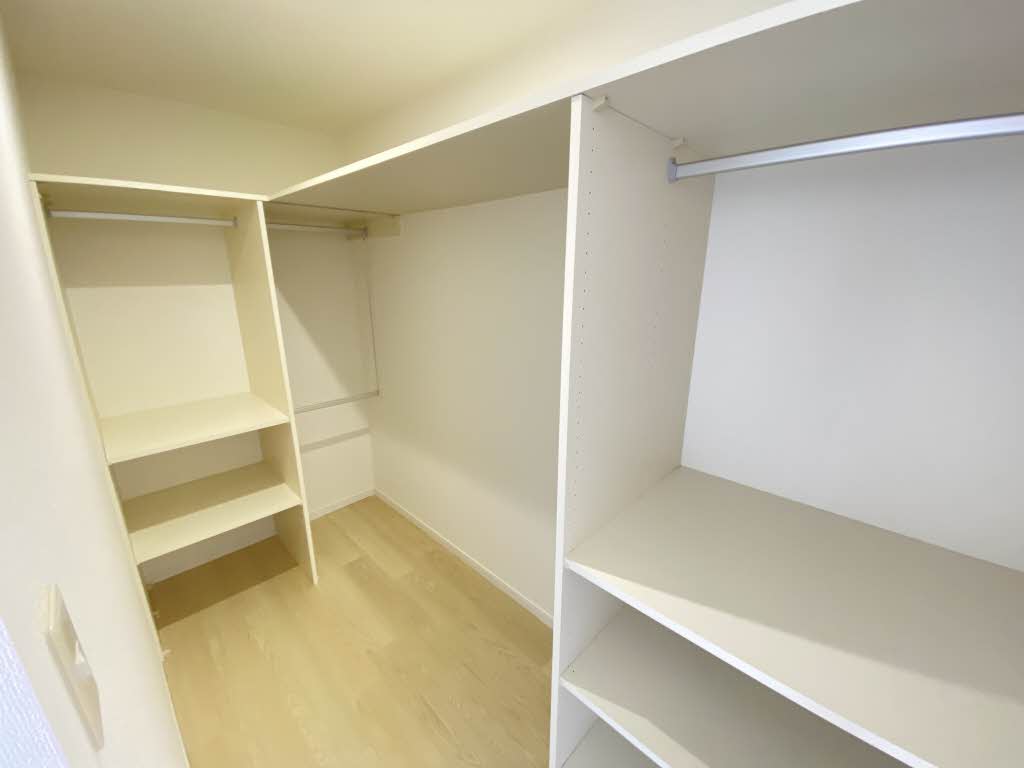 ファミールＭ・Ｋ－Ｅ 202号-11