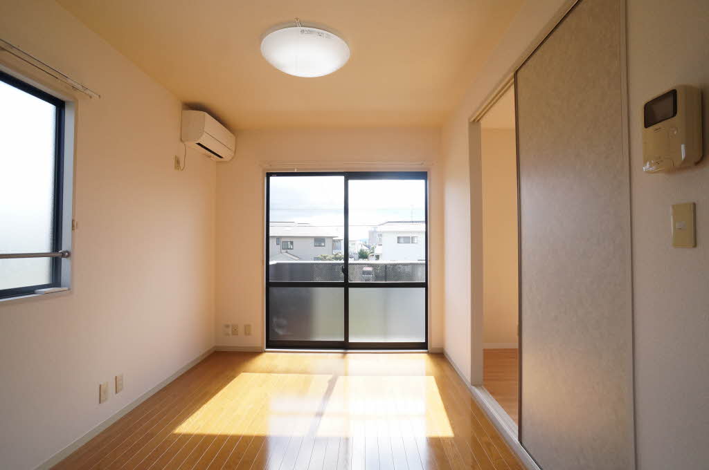 グリーンフィールド成出　Ｂ 202号-2