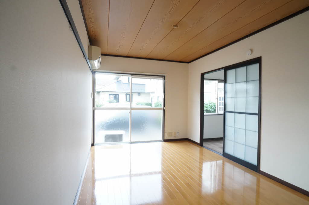 マイカル E 101号-2