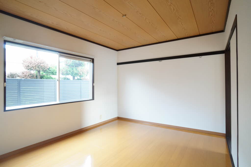 マイカル E 101号-9