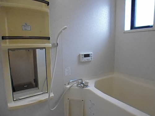 アークタウン舟山 A 202号-3