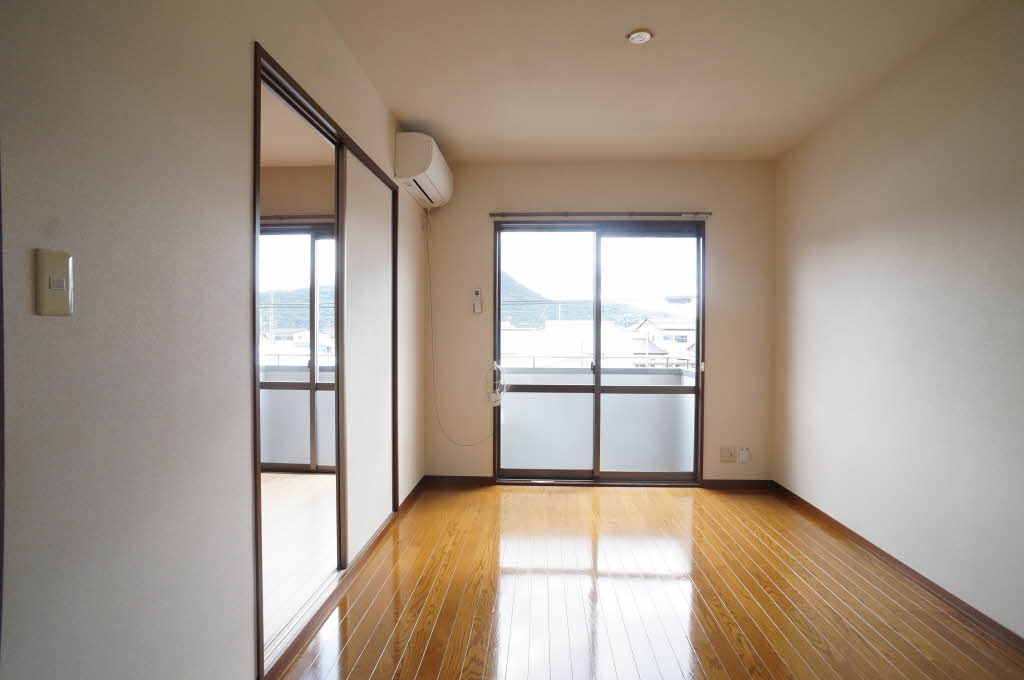 リバティガ－デンⅡＢ 201号-2